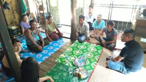 ミャンマー人技能実習生の家庭訪問-ボートで向かう